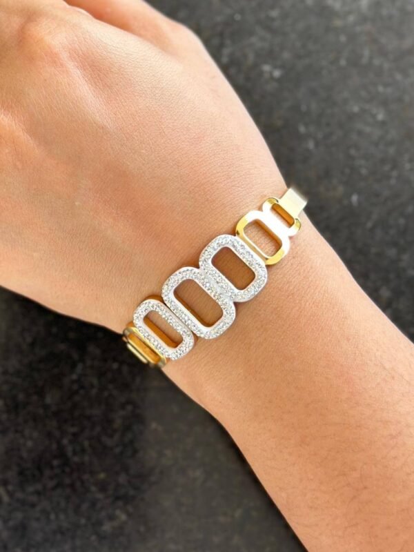 Crystal Oval Link Bangle